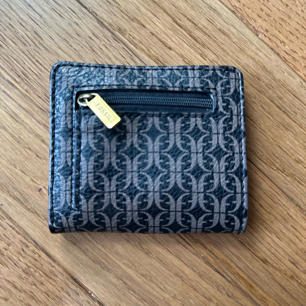 Fossil Black And Gray Patterned Card Holder - image 3